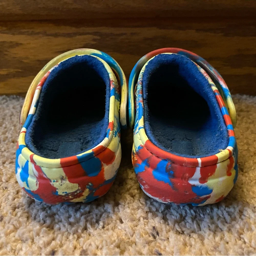 CROCS tie dye